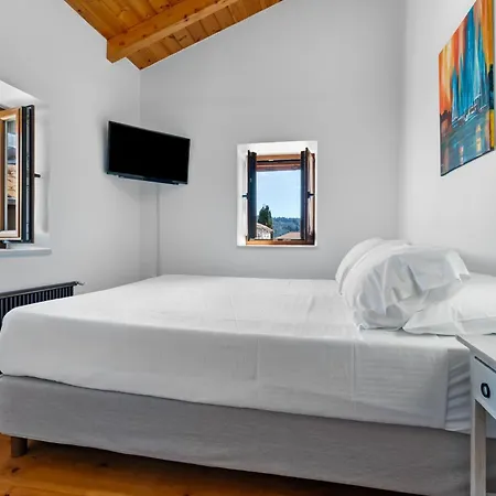 Myrtillo I Luxury Traditional House וילה Spanokhórion