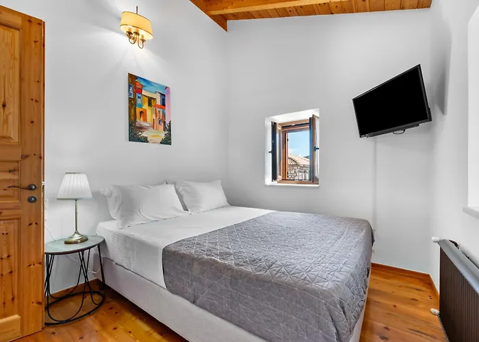 Myrtillo I Luxury Traditional House Villa Spanokhórion